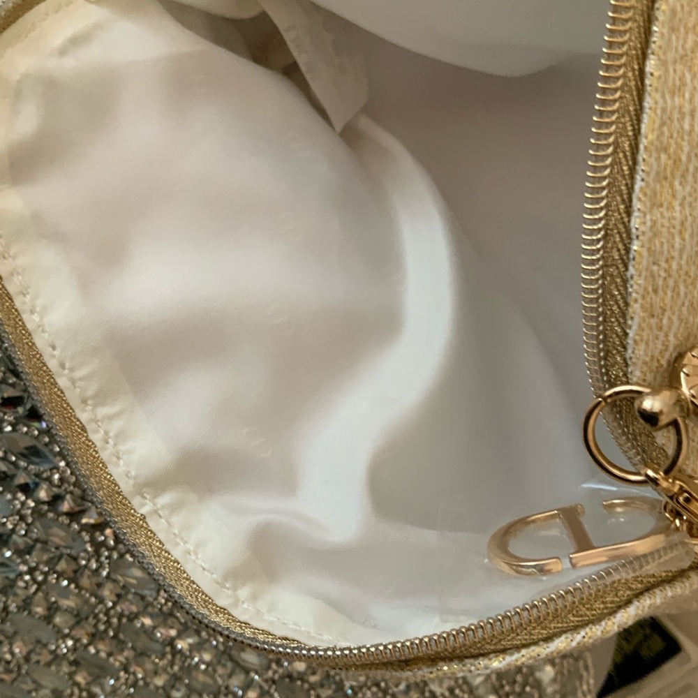 Beautiful original Dior bag with Dior addict lipstick holder - Picture 5 of 8